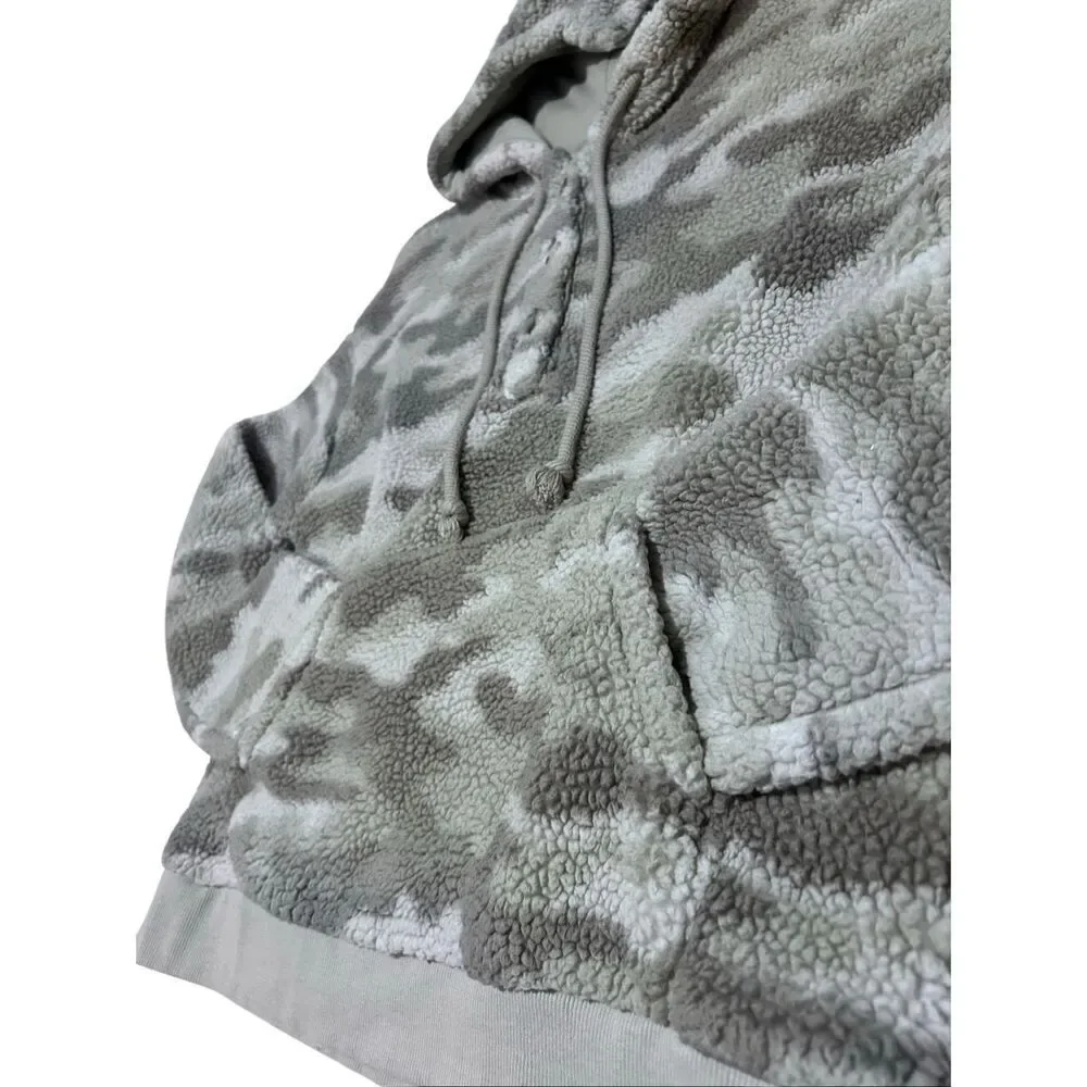 Maurices Camouflage Fleece Lined Hooded Jacket Women’s Size M